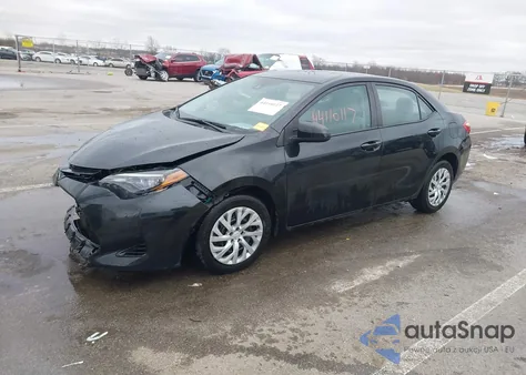 2017 Toyota Corolla Le z USA, uszkodzony, nr VIN 2T1BURHE1HC938589